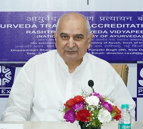  Vd. Devendra Triguna 